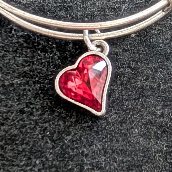 Silver Expandable Bangle With Red Heart Charm - Picture 2 of 2